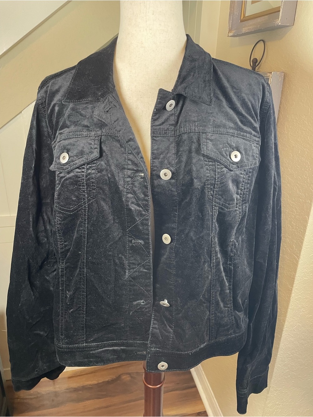 J. Jill Black Corduroy Trucker Jacket Women's Large Velvet Trim Collar Button L